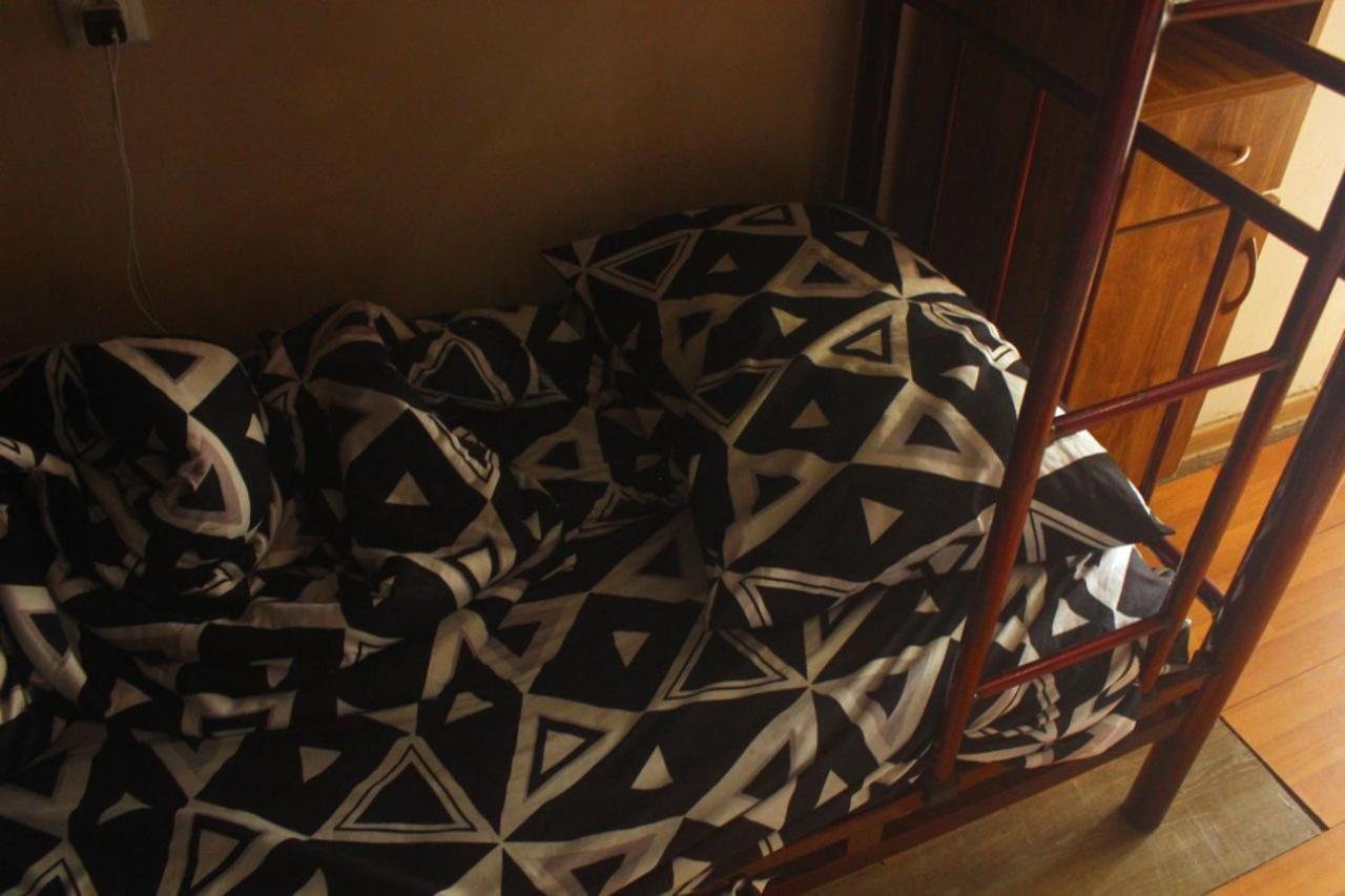 Everyday Cat Hostel บาทูมิ ภายนอก รูปภาพ